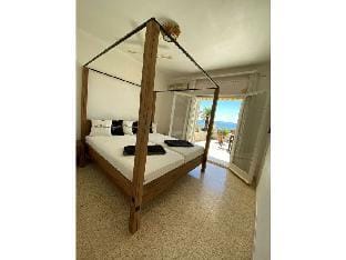 Casacarl Comfortable holiday residence Vacation rental in Roses
