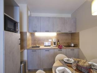Apartment in Eclose with Mountain Views Apartment in Huez