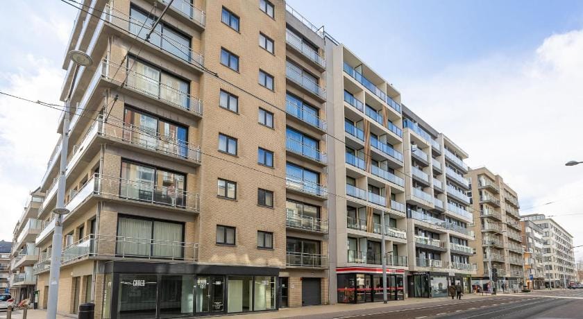 Spacious apartment with 2 bedrooms Apartment in Middelkerke