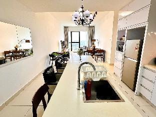 Downtown Serenity @ Mosaic 2+1 Bedroom 6-11pax Vacation rental in Johor Bahru