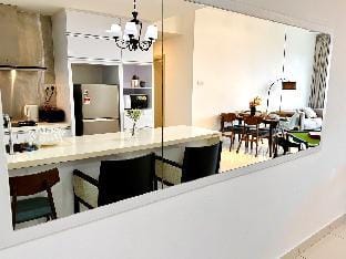 Downtown Serenity @ Mosaic 2+1 Bedroom 6-11pax Vacation rental in Johor Bahru