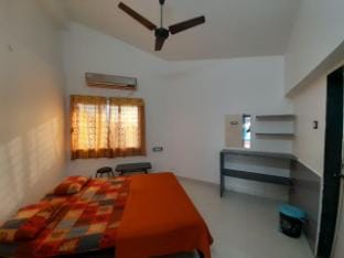Sun And Sea Lodge, Ganpatipule. Vacation rental in Maharashtra