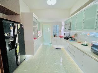 Europeon Style AlohaTower F19 DangaBay@ 8-10Pax Vacation rental in Johor Bahru