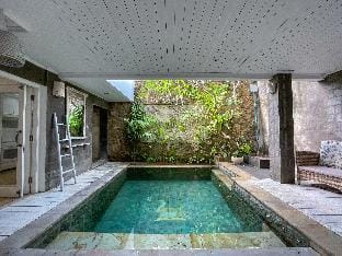 Beach House Canggu - 150mt Berawa Beach Vacation rental in North Kuta