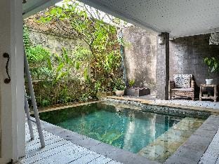 Beach House Canggu - 150mt Berawa Beach Vacation rental in North Kuta