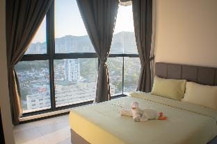 Minimalist Seaview 3BR near GeorgeTown @ Netflix Apartment in George Town