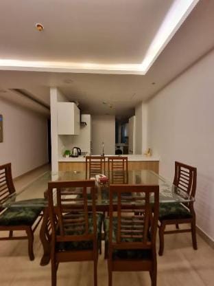 Luxury rooms and studio with one or two beds Apartment in Lahore