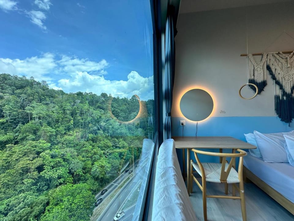 L Homestay Jesselton Quay KK City 29th, Near Gaya Street and Jetty Apartment in Kota Kinabalu