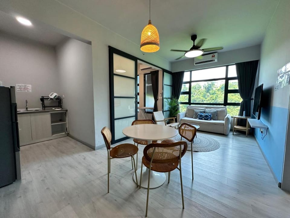 L Homestay Jesselton Quay KK City 29th, Near Gaya Street and Jetty Apartment in Kota Kinabalu