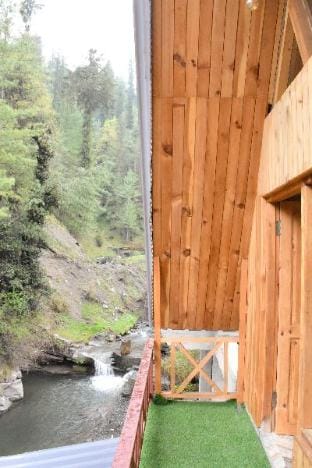 The Riverbank Nest  Villa in Himachal Pradesh