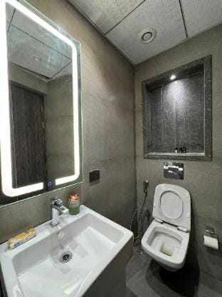 Sky stay Apartment in Noida