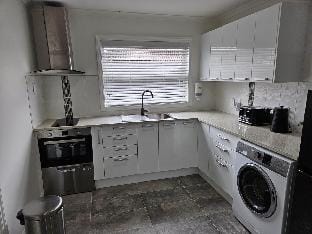 Redwood Apartments Unit 1 Apartment in Rotorua