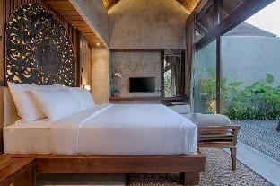 Modern 3BR Private Pool Villa in Nusa Dua Villa in Kuta Selatan