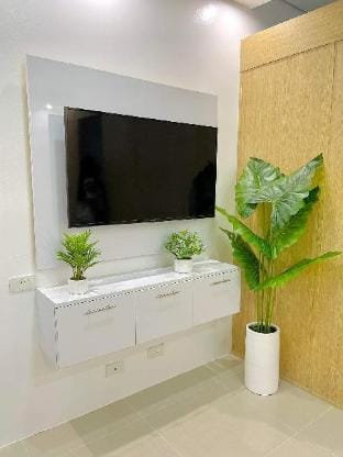 LTH'S PLACE  AT GRASS RESIDENCES NORTH EDSA QC. Apartment in Quezon City