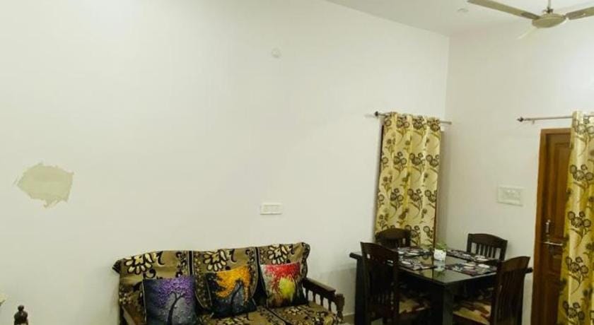 Green View Apartment  Entire 1 BHK fully furnished Apartment in Varanasi