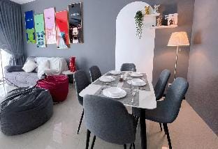 Chill Relax 5min to Midvalley 4B3B designed Unit Apartment in Johor Bahru