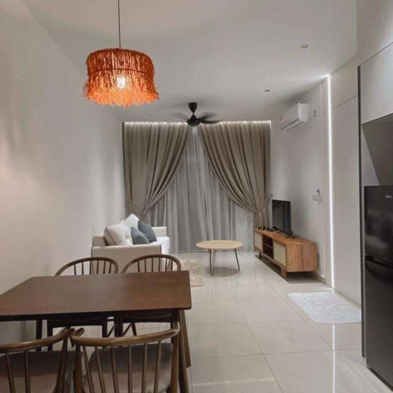 Chill Hotel Style Home couple Apartment in Johor Bahru