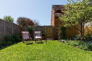 Cosy Cottage in Beautiful South Downs   Walk 2 Pub Vacation rental in Chichester District