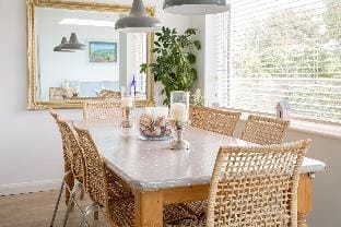 Tranquil Family Retreat   5 min to Beach   Garden Vacation rental in West Wittering