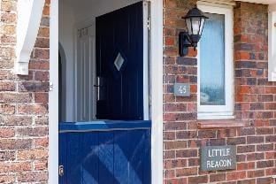 Wonderful Seafront Home - Panoramic Ocean Views Vacation rental in Selsey