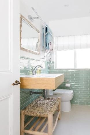 Newly Renovated Cottage 150m from Waterfront Vacation rental in Bosham