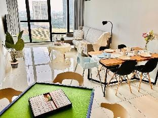 Countryside Charm @ Mosaic 2+1Bedroom Lv28 6-11pax Vacation rental in Johor Bahru