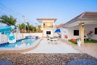 Di Poolvilla Huahin Near Beach 2km Vacation rental in Hua Hin District