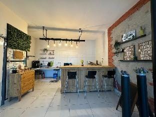 DaMen Subang | Special 4pax Studio| IconiqueB10 Apartment in Subang Jaya