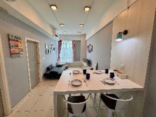 KK SUTERA AVENUE WT POOL OPP IMAGO 2BR 7pax 【26】 Vacation rental in Kota Kinabalu