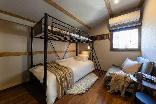 Nov 2023_Open: Umeda/Nakazaki—Unique Osaka Charm Vacation rental in Osaka