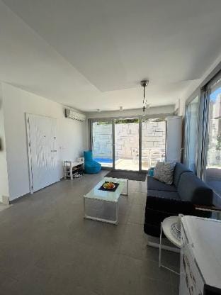 Moderne Villa mit Pool im Herzen von Çeşme Villa in Cesme