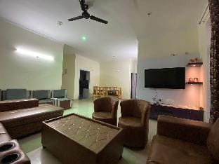 Green serena Apartment in Lucknow