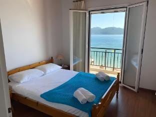 Nikiana Beachfront Upstairs Apartment Apartment in Lefkada, Lefkada Municipality, Greece