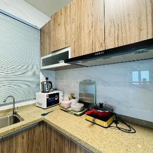 Seaview 2B1R cozy condo forest city Apartment in Johor