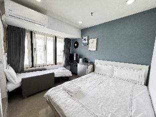 A3 City Hideaway: CBD Gem with MRT & Starbucks Apartment in Taipei City