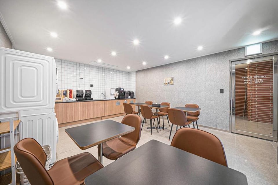 Andong Brown Dot Okdong Branch Hotel in South Korea