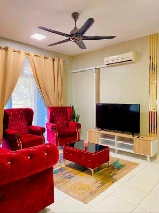 RINI HOMESTAY  Vacation rental in Johor Bahru