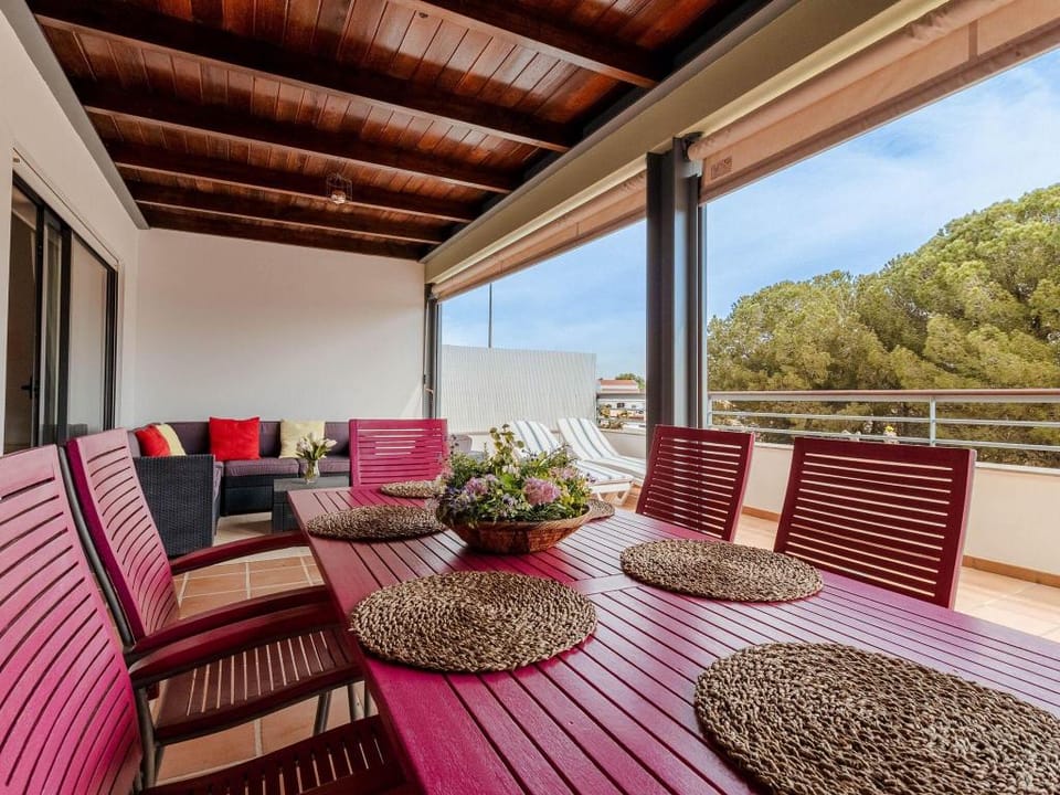 Lagos Marina Family Retreat Apartment in Lagos