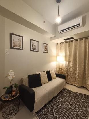 #15 Smdc Shore 3 Residence Apartment in Pasay