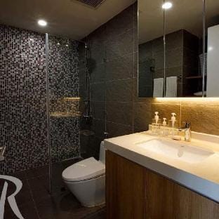 Căn hộ dịch vụ 5 sao Republic Plaza  Apartment in Ho Chi Minh City