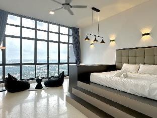 Sky 88 | Love • Cityview | Near CIQ | Studio Vacation rental in Johor Bahru
