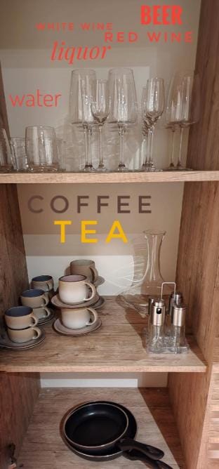 The 5 Schei De Mona Concierge Services in Venice Apartment in Venice
