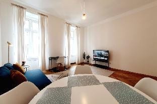 2-Zimmer Intercity Suite Apartment in Vienna