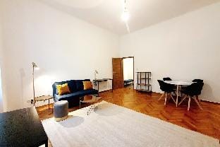 2 Zimmer Casual Suite Apartment in Vienna