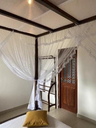 Villa Lake Mountain Weligama Villa in Southern Province