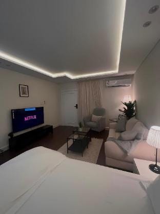 استديو هادئ وانيق بدخول ذكي ( حي المصيف) Apartment in Riyadh