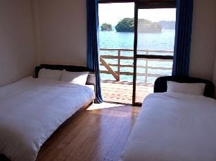 Private Time with a Calm Sea and Floating Islands All to Yourself Apartment in Japan