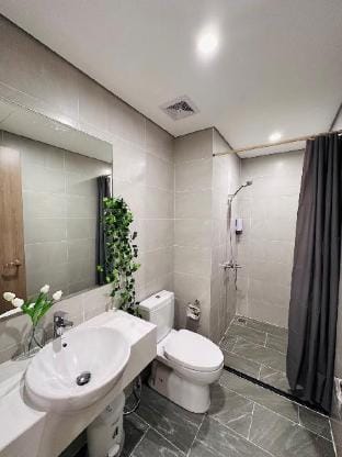 Căn hộ 1 phòng ngủ - Toà BS16 - APRIL.room Apartment in Ho Chi Minh City