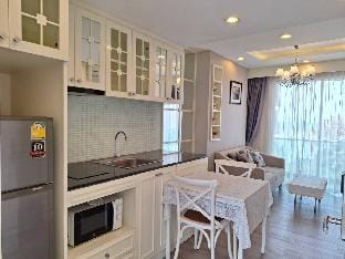 The Blue X Sea View Bangsaen F6  156 Apartment in Chon Buri Changwat