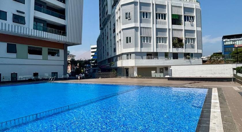 Penthouse Monarchy Apartment Apartment in Da Nang